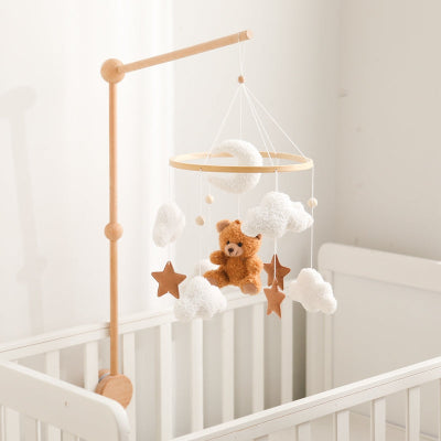 mobile-bebe-ours-brun-hauteur