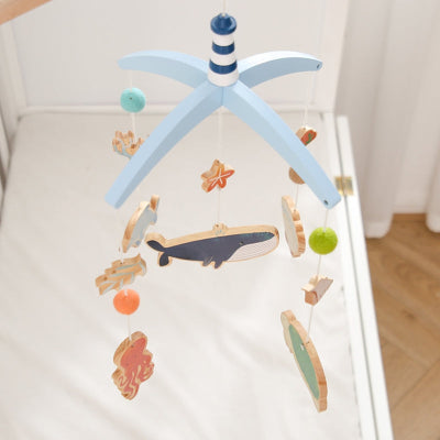 mobile-bebe-pour-lit-marin-couleur