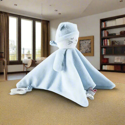 doudou-bebe-bleu-indispensable