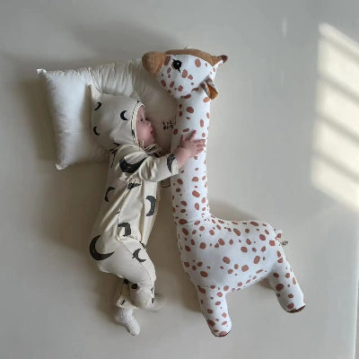 peluche-girafe-moelleuse